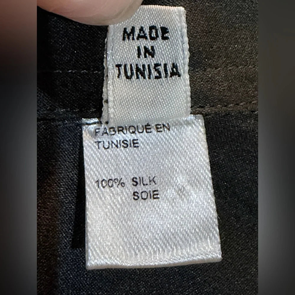 Armani Collezioni Green and Black Marbled 100% Silk Button Down Shirt - Picture 7 of 12